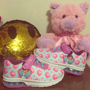 Girls' Nella the Princess Knight Low top Sneaker💖